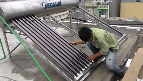 Thi công điện mặt trời