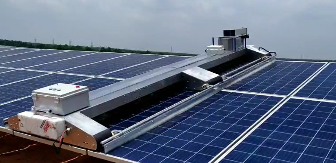 ve sinh pin mat troi 1 | GPsolar