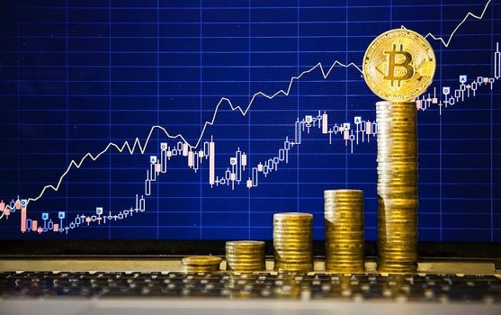 Lắp điện hệ thống điện mặt trời cho máy đào Bitcoin giá rẻ