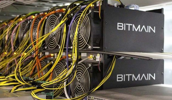 Lắp điện hệ thống điện mặt trời cho máy đào Bitcoin tại Gia Phú để nhận được ưu đãi lớn