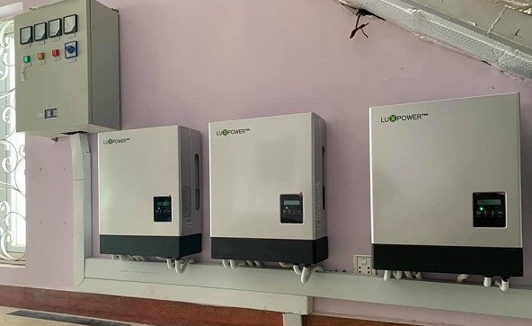 Inverter Luxpower 6kW