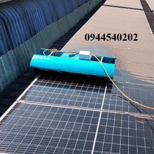 Robot rửa và vệ sinh pin năng lượng mặt trời[Robot vừa và lớn]