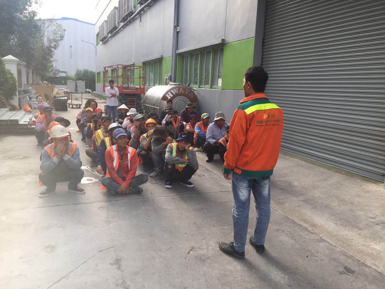 lên dây cót tinh thần cho nhân viên, kỹ thuật viên