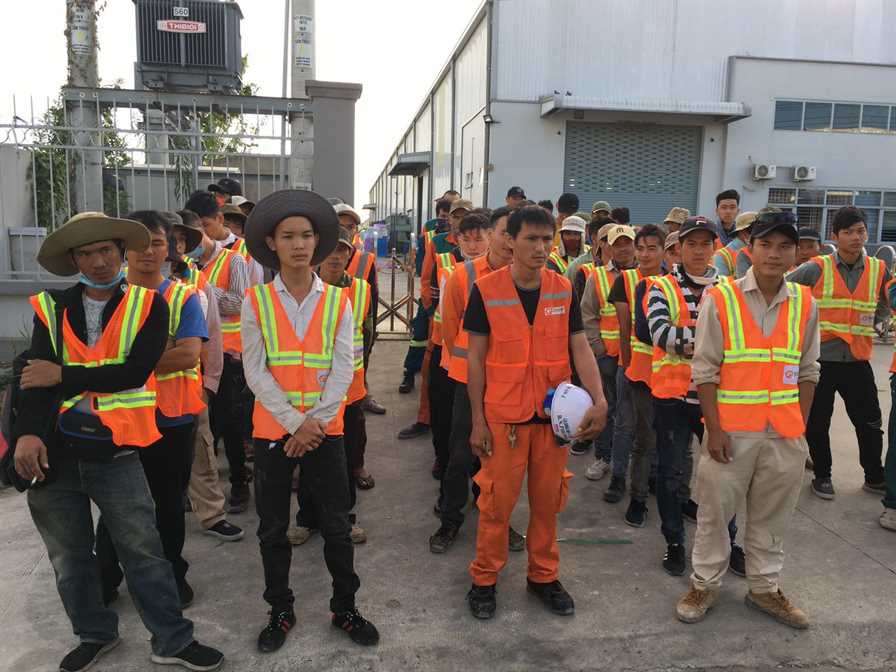 Đội ngũ kỹ thuật gpsolar tiến hành thi công