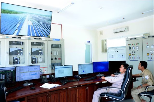 Lắp đặt hệ thống SCADA giám sát năng lượng mặt trời