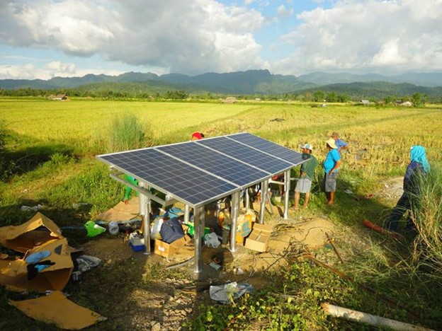 Công dụng của máy bơm nước năng lượng mặt trời 